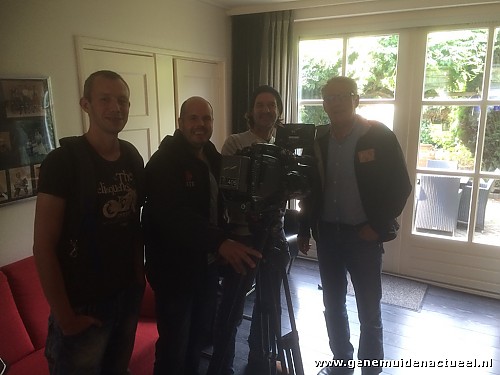 Geert Kolk met de tv-crew