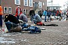 Melkbus en carbid schieten op het Havenplein in Genemuiden nr4811.JPG